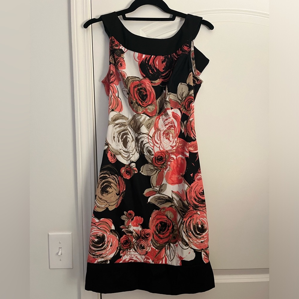 Connected Apparel Rose Dress Size 4